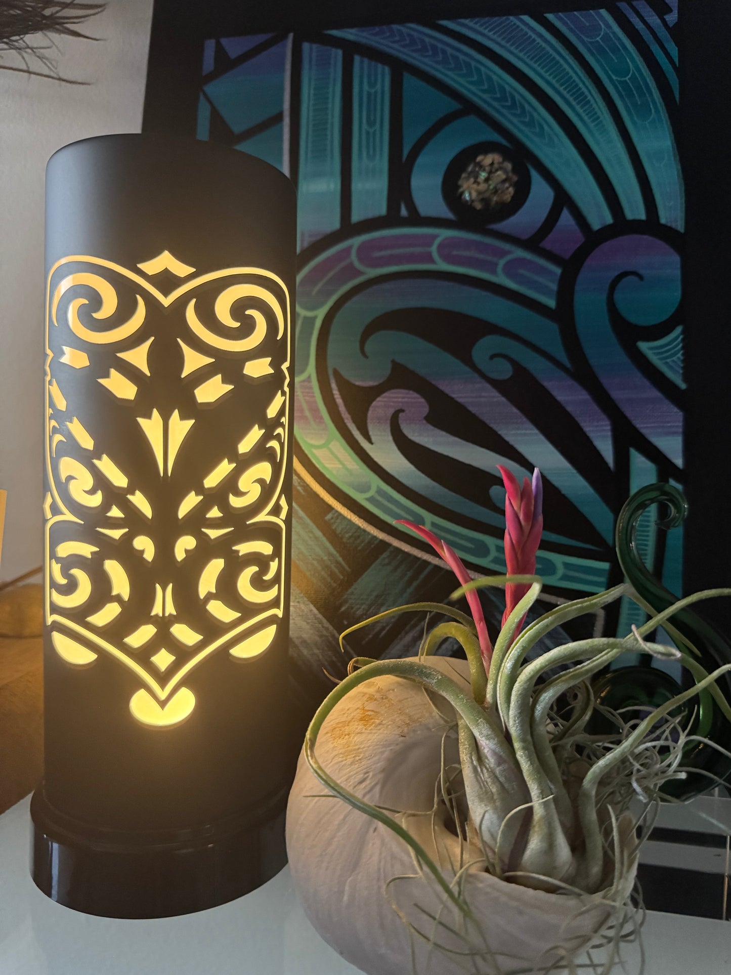 Te Wheku Lamp